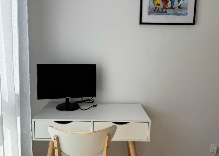 La Datcha - New T3 With Balcony & Parking Near Train Station Экс-ле-Бен